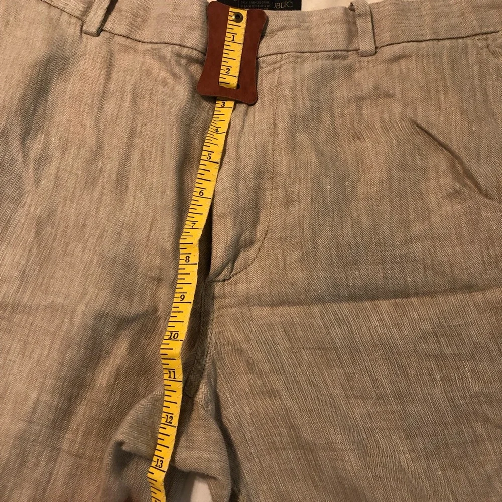 Banana Republic Classic Linen Pants, Men size 34x30 Measurements are in photos
